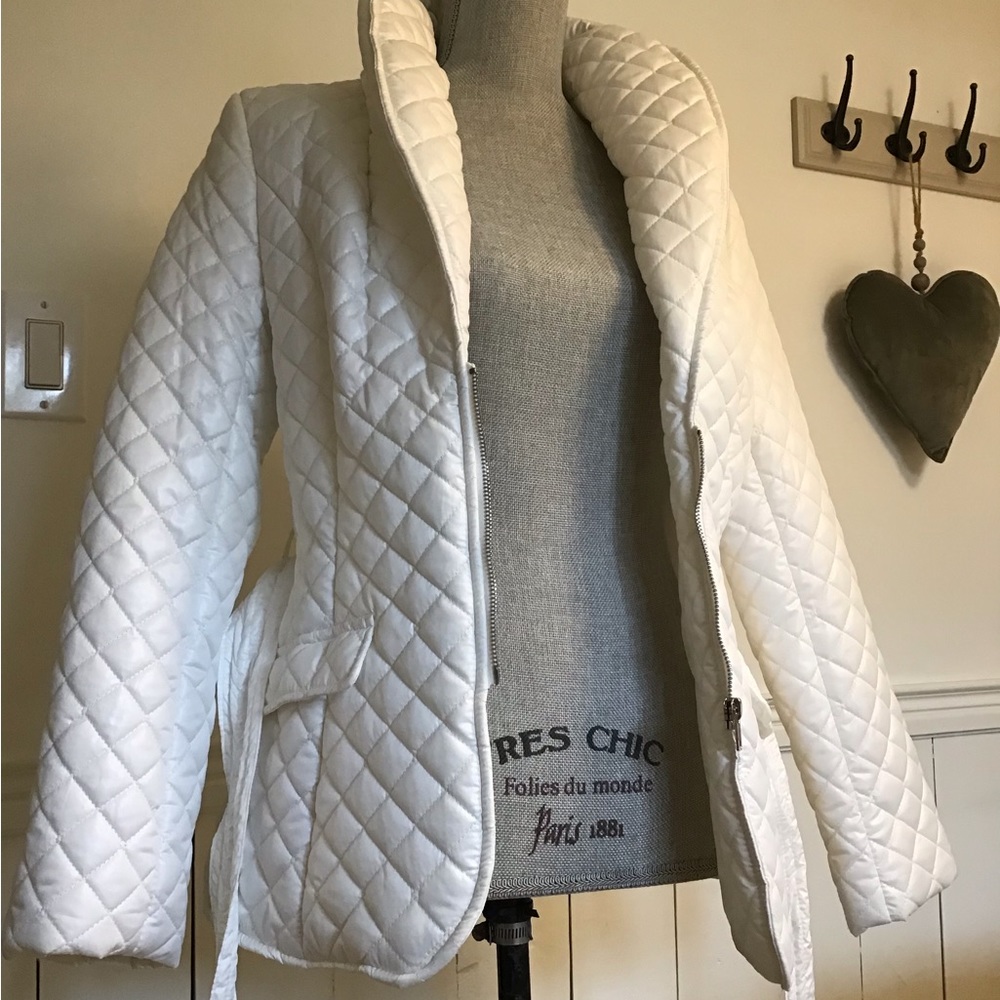 FOEVER 21 Quilted Jacket - Picture 3 of 10